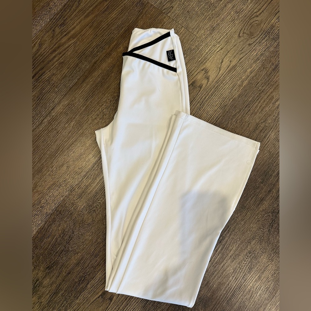 Tiger Friday Dancewear: Split flare leggings